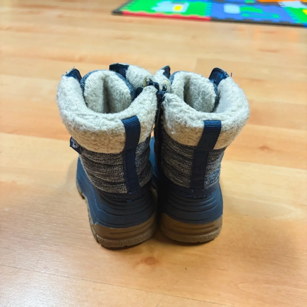 Oshkosh Blue Faux Fur Lined Snoe Cold Weather Wintet Snow Boot Toddler 5